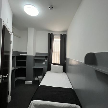 Plaza London Hotel Экстерьер фото