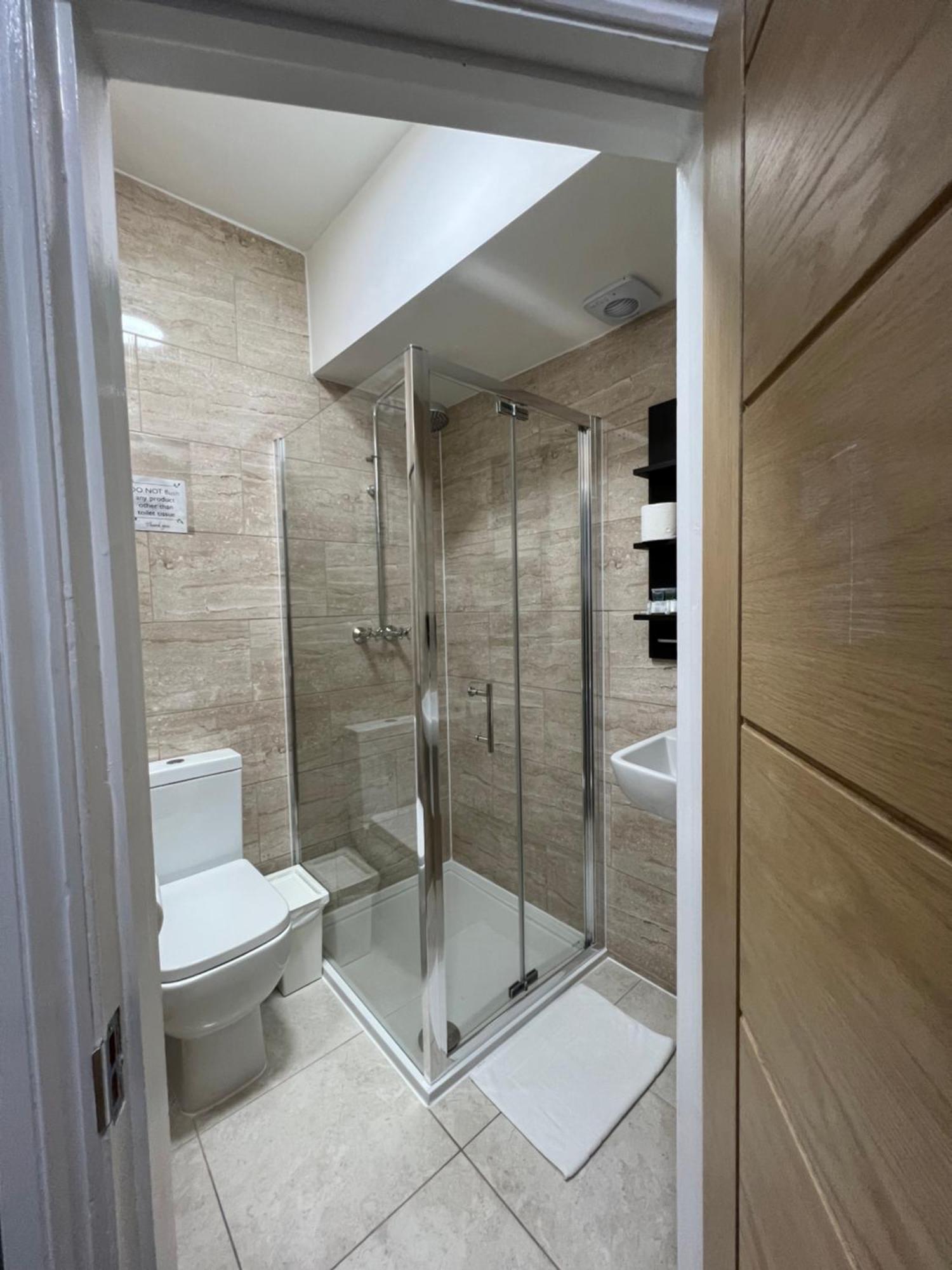 Plaza London Hotel Экстерьер фото