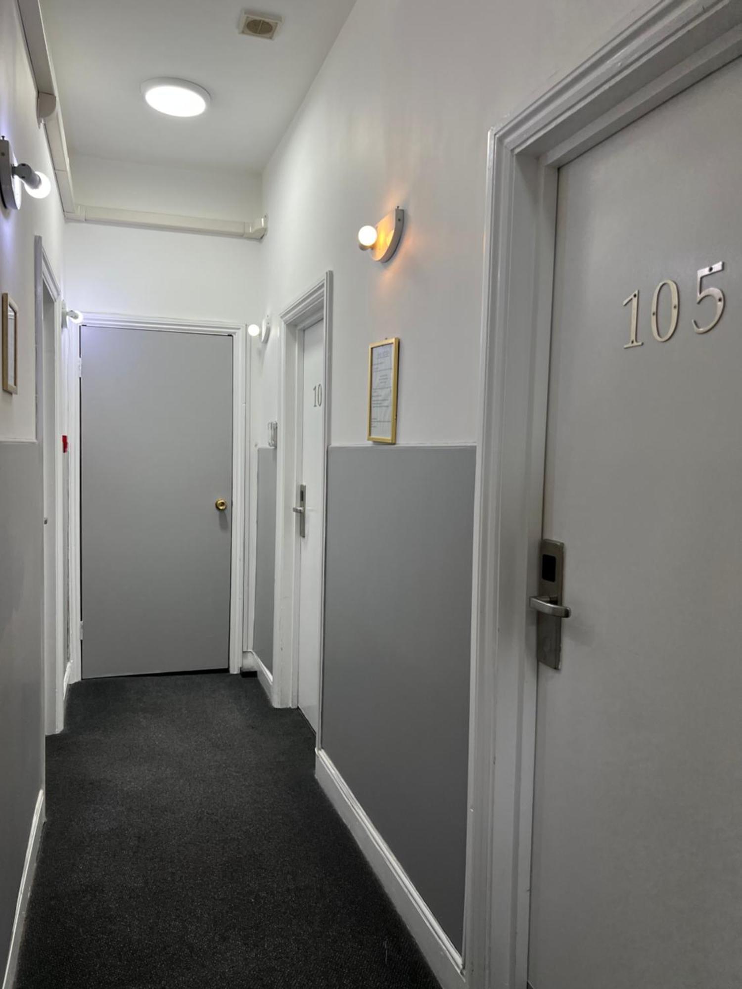 Plaza London Hotel Экстерьер фото