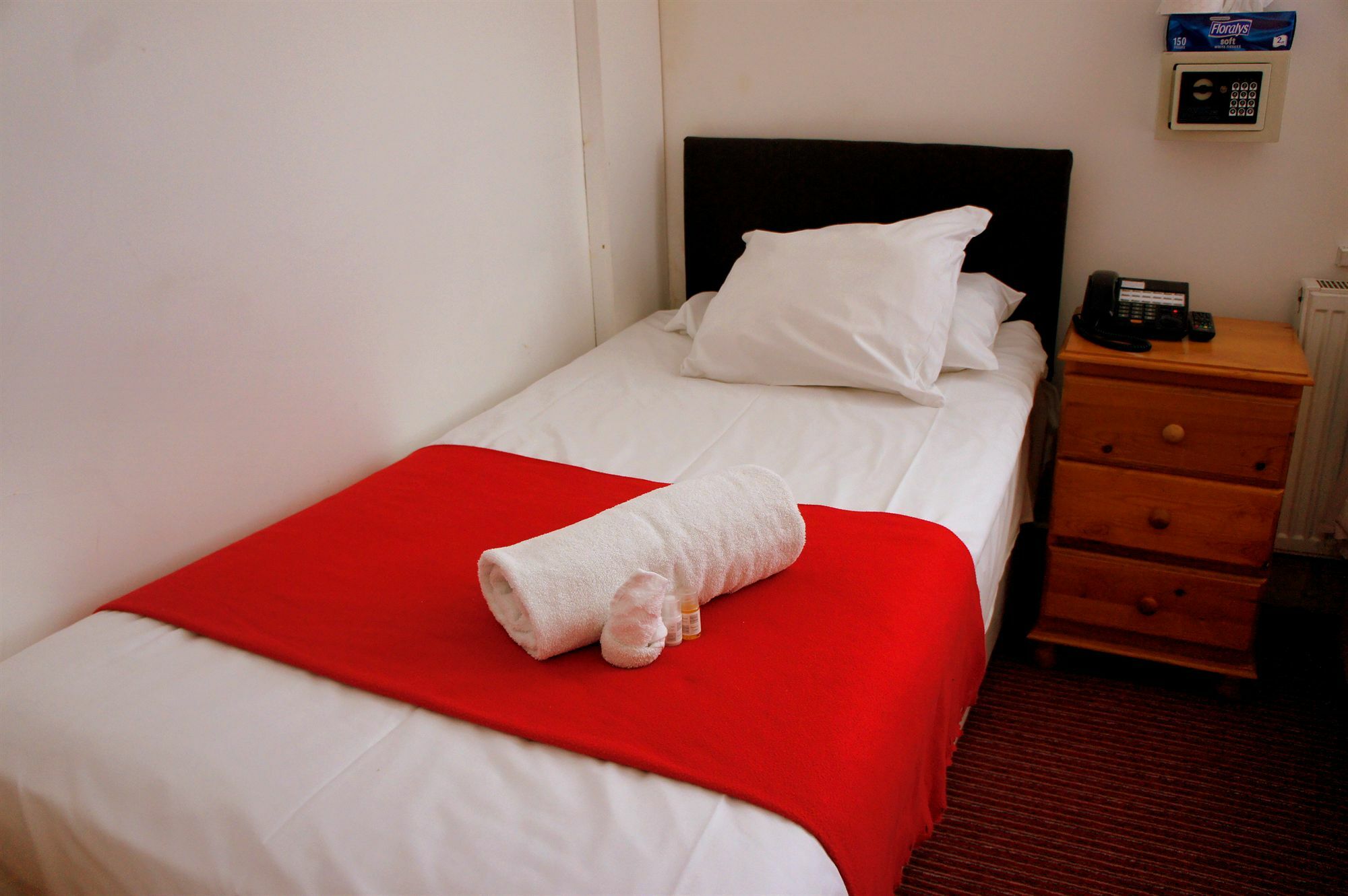 Plaza London Hotel Экстерьер фото